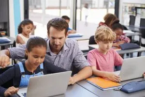 educational-300x200